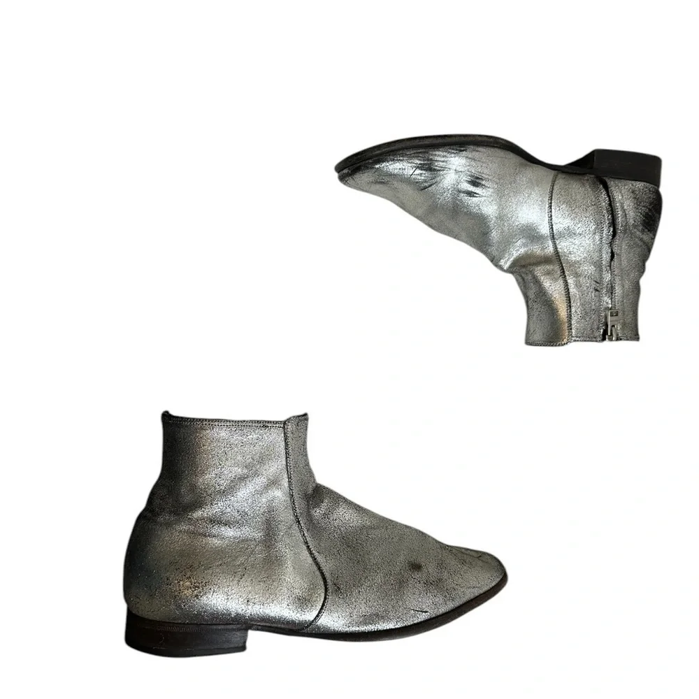 Tom Ford Silver distress ankle boots size 9